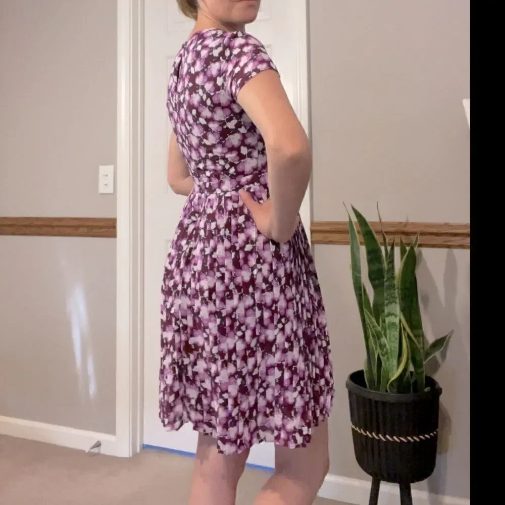 Banana Republic Purple Floral Short Sleeve Pleated Fit & Flare Dress